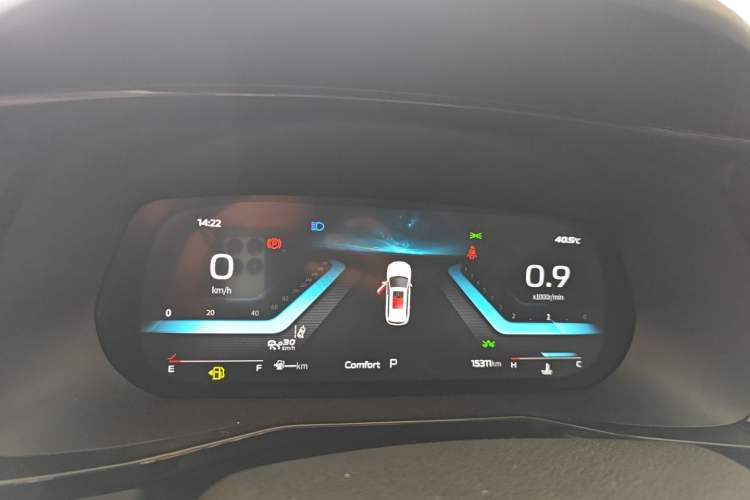 Used CHANGAN X7 PLUS 2024 1.5T Automatic Luxury 7-Seater Instrument Cluster