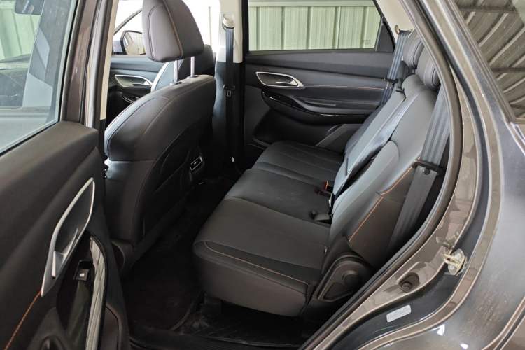 Used CHANGAN X7 PLUS 2024 1.5T Automatic Luxury 7-Seater Interior 4