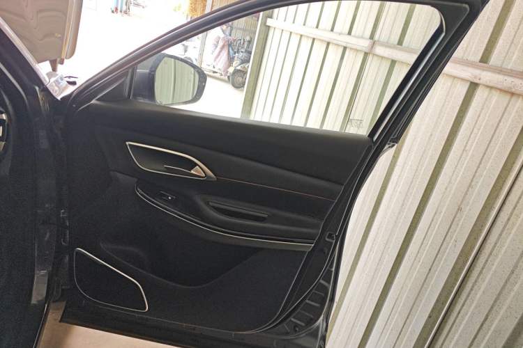 Used CHANGAN X7 PLUS 2024 1.5T Automatic Luxury 7-Seater Interior 5