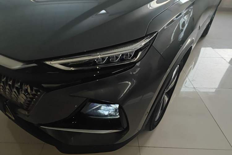 Used CHANGAN X7 PLUS 2024 1.5T Automatic Luxury 7-Seater Left Front Headlight