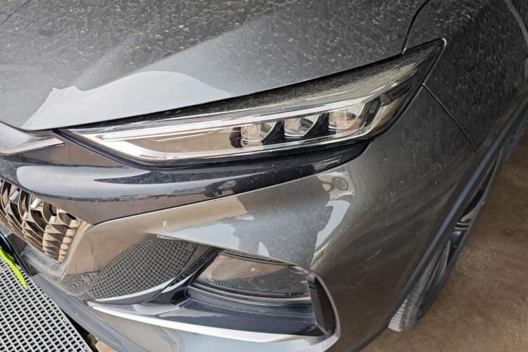 Used CHANGAN X7 PLUS 2024 1.5T Automatic Luxury 7-Seater Left Front Headlight