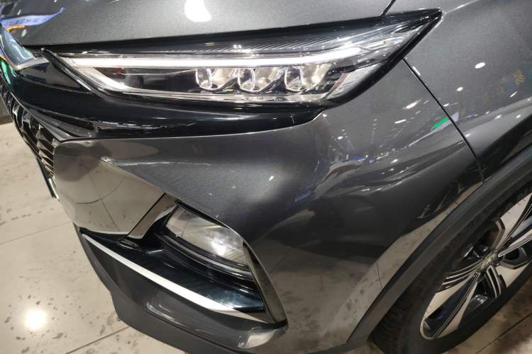 Used CHANGAN X7 PLUS 2024 1.5T Automatic Luxury 7-Seater Left Front Headlight