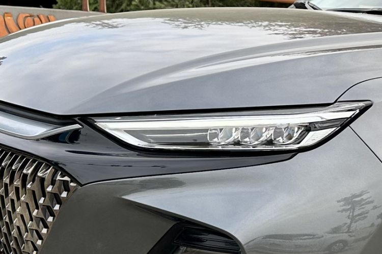 Used CHANGAN X7 PLUS 2024 1.5T Automatic Luxury 7-Seater Left Front Headlight