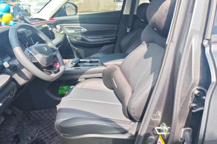 Used CHANGAN X7 PLUS 2024 1.5T Automatic Prestige 7-Seater Left Front Seat