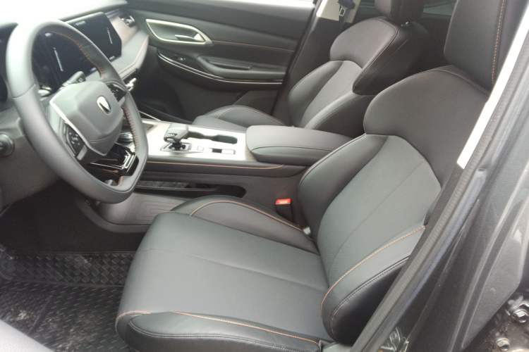 Used CHANGAN X7 PLUS 2024 1.5T Automatic Luxury 7-Seater Left Front Seat