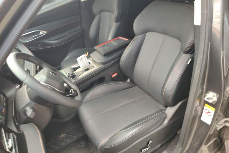 Used CHANGAN X7 PLUS 2024 1.5T Automatic Luxury 7-Seater Left Front Seat