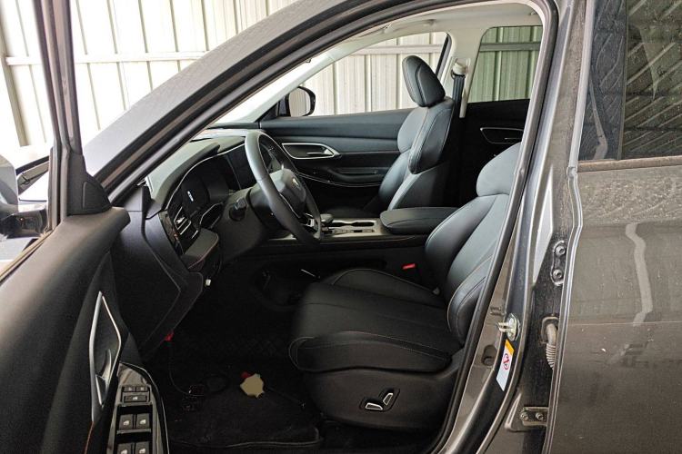 Used CHANGAN X7 PLUS 2024 1.5T Automatic Luxury 7-Seater Left Front Seat