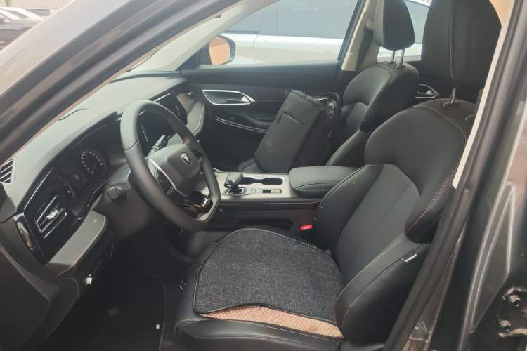 Used CHANGAN X7 PLUS 2024 1.5T Automatic Smart Enjoyment 5-Seater Left Front Seat