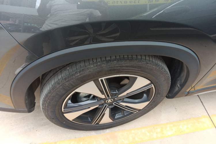 Used CHANGAN X7 PLUS 2024 1.5T Automatic Luxury 7-Seater Left Front Wheel Hub