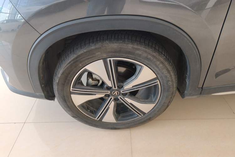 Used CHANGAN X7 PLUS 2024 1.5T Automatic Prestige 7-Seater Left Front Wheel Hub