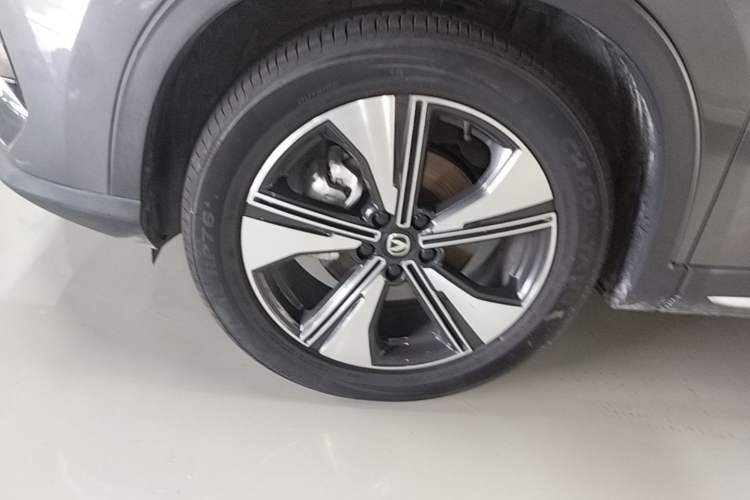 Used CHANGAN X7 PLUS 2024 1.5T Automatic Prestige 7-Seater Left Front Wheel Hub
