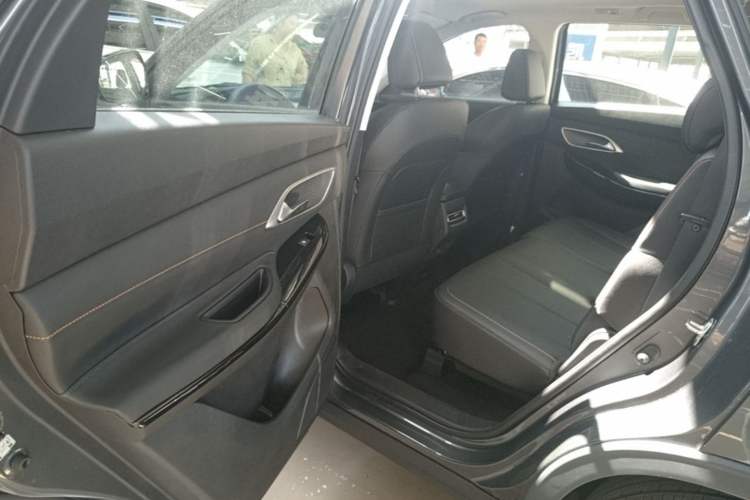 Used CHANGAN X7 PLUS 2024 1.5T Automatic Prestige 7-Seater Left Rear Seat