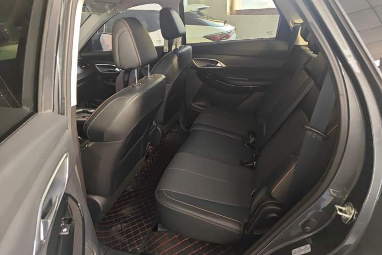 Used CHANGAN X7 PLUS 2024 1.5T Automatic Luxury 7-Seater Left Rear Seat