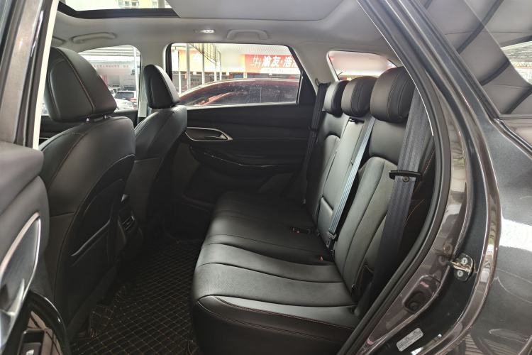 Used CHANGAN X7 PLUS 2024 1.5T Automatic Smart Enjoyment 5-Seater Left Rear Seat