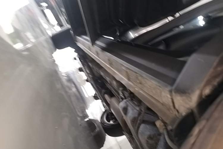 Used CHANGAN X7 PLUS 2024 1.5T Automatic Prestige 7-Seater Left Side Sill