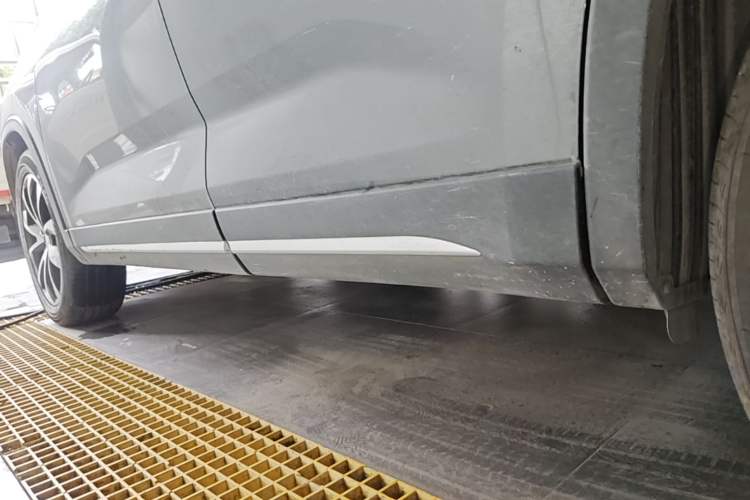 Used CHANGAN X7 PLUS 2024 1.5T Automatic Prestige 7-Seater Left Side Sill