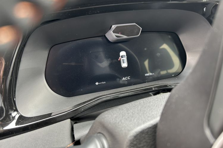 Used CHANGAN X7 PLUS 2024 1.5T Automatic Luxury 7-Seater Odometer Close Up