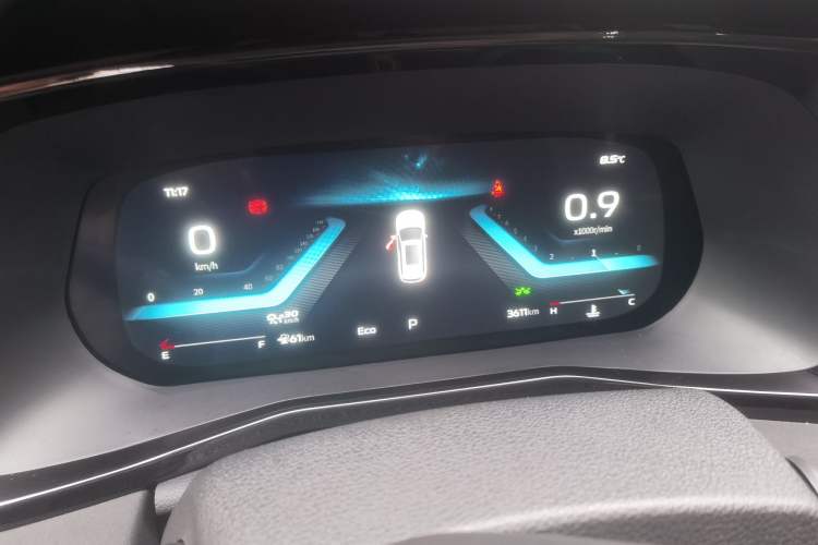 Used CHANGAN X7 PLUS 2024 1.5T Automatic Luxury 7-Seater Odometer Close Up