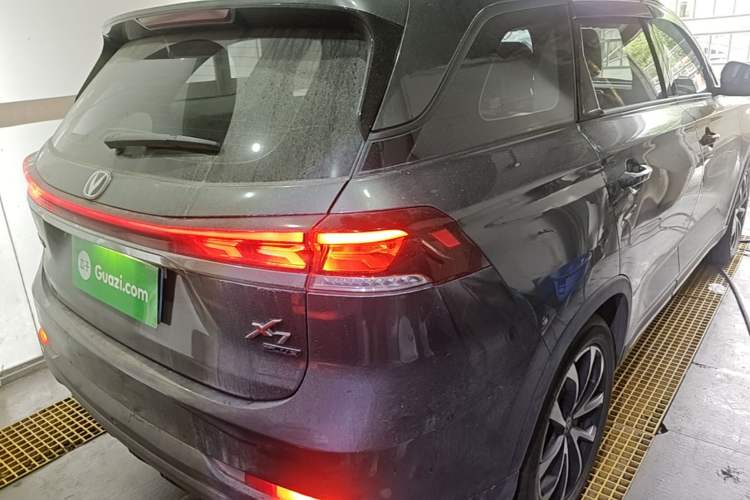 Used CHANGAN X7 PLUS 2024 1.5T Automatic Prestige 7-Seater Rear Right 45 Deg
