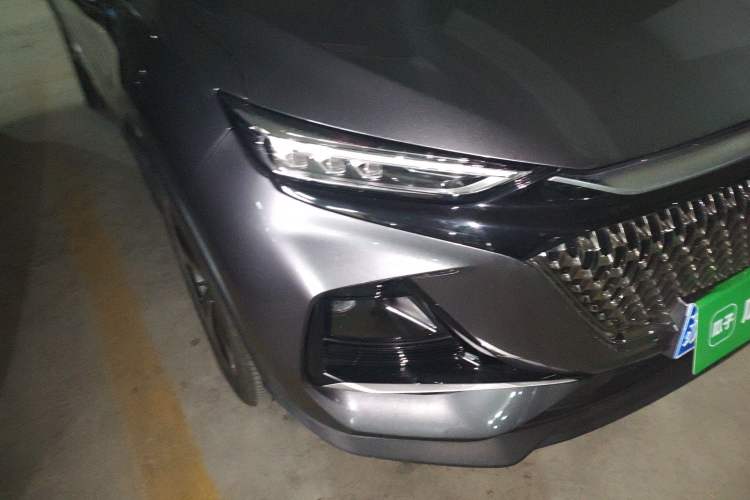 Used CHANGAN X7 PLUS 2024 1.5T Automatic Prestige 7-Seater Right Front Headlight