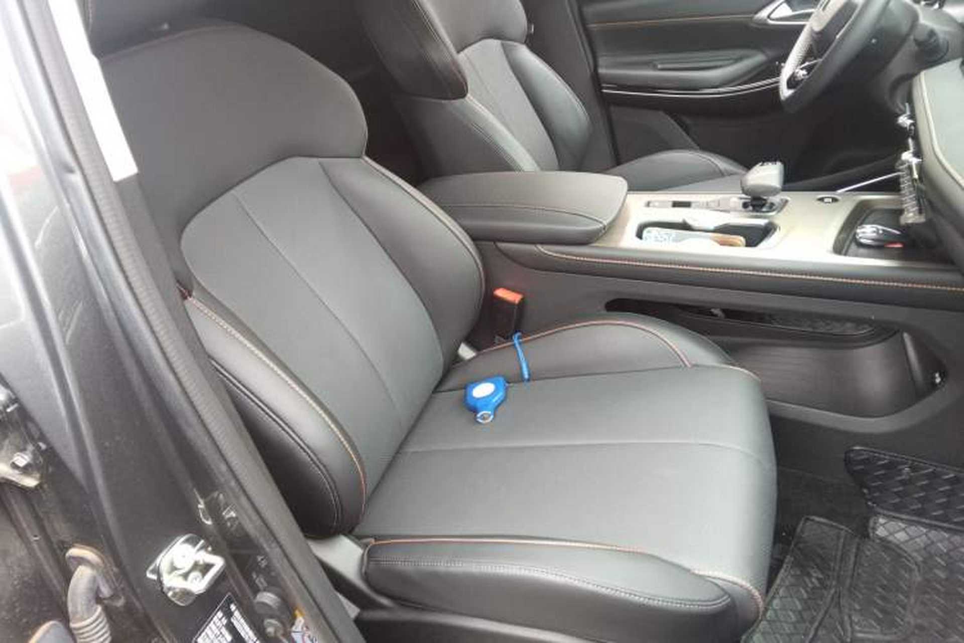 Used CHANGAN X7 PLUS 2024 1.5T Automatic Luxury 7-Seater Right Front Seat
