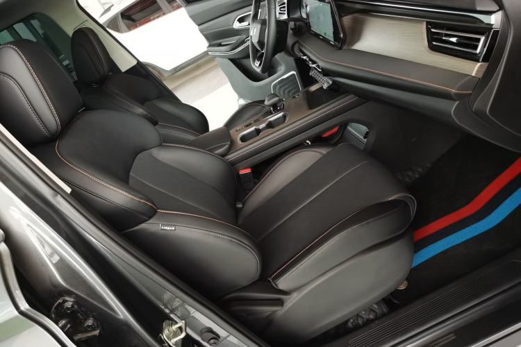 Used CHANGAN X7 PLUS 2024 1.5T Automatic Luxury 7-Seater Right Front Seat