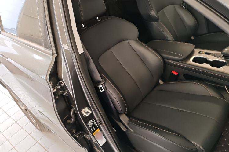 Used CHANGAN X7 PLUS 2024 1.5T Automatic Luxury 7-Seater Right Front Seat