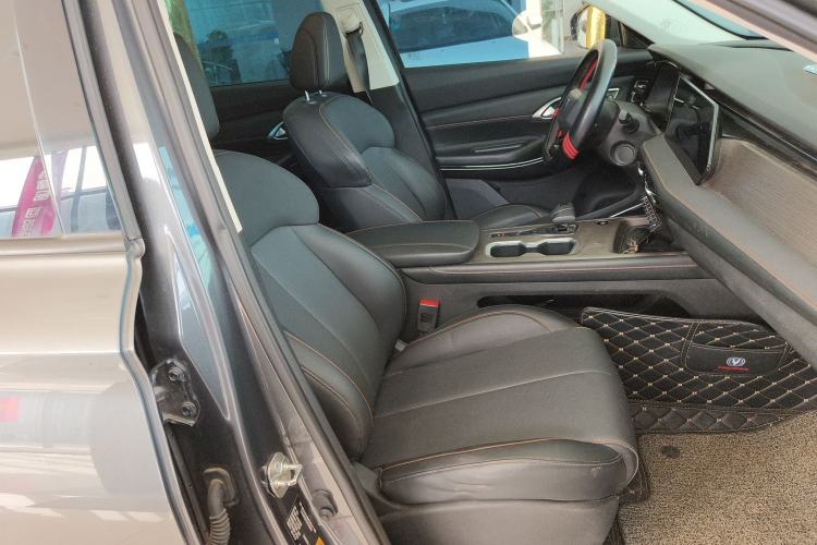 Used CHANGAN X7 PLUS 2024 1.5T Automatic Prestige 7-Seater Right Front Seat