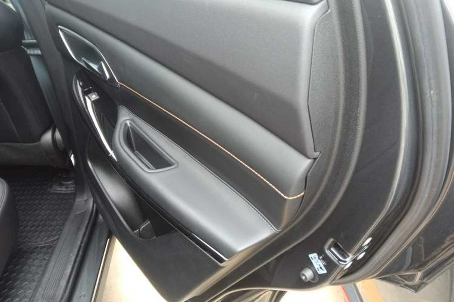 Used CHANGAN X7 PLUS 2024 1.5T Automatic Luxury 7-Seater Right Rear Door Interior