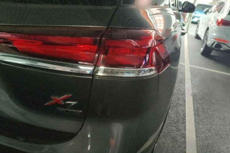 Used CHANGAN X7 PLUS 2024 1.5T Automatic Luxury 7-Seater Right Rear Taillight