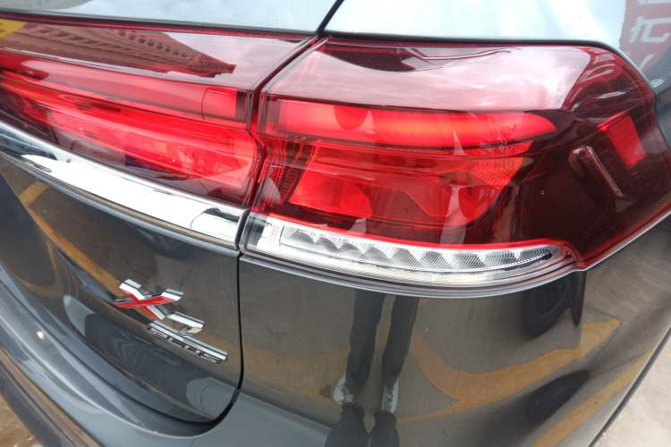 Used CHANGAN X7 PLUS 2024 1.5T Automatic Luxury 7-Seater Right Rear Taillight