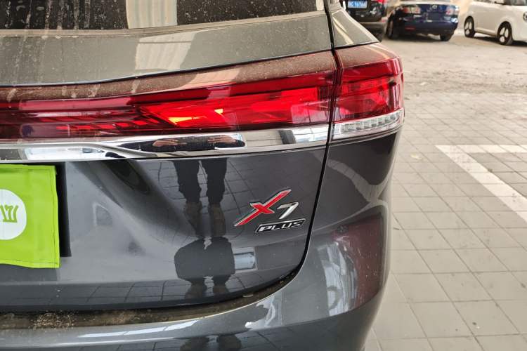 Used CHANGAN X7 PLUS 2024 1.5T Automatic Luxury 7-Seater Right Rear Taillight