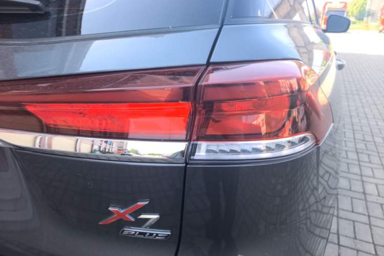 Used CHANGAN X7 PLUS 2024 1.5T Automatic Smart Enjoyment 5-Seater Right Rear Taillight