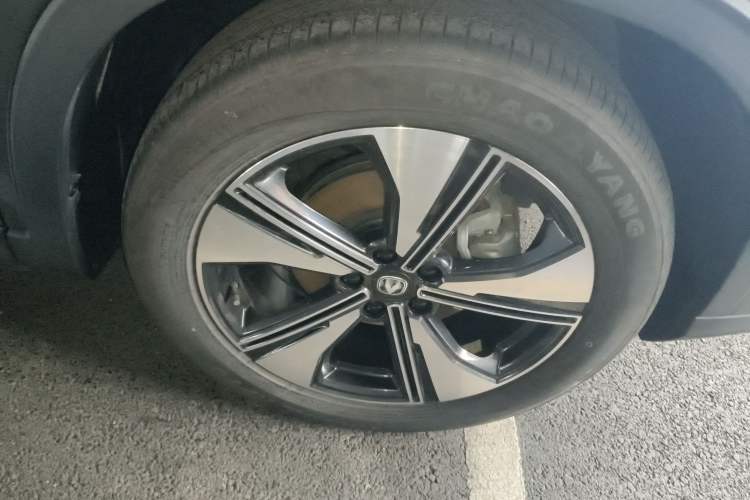 Used CHANGAN X7 PLUS 2024 1.5T Automatic Luxury 7-Seater Right Rear Wheel Hub