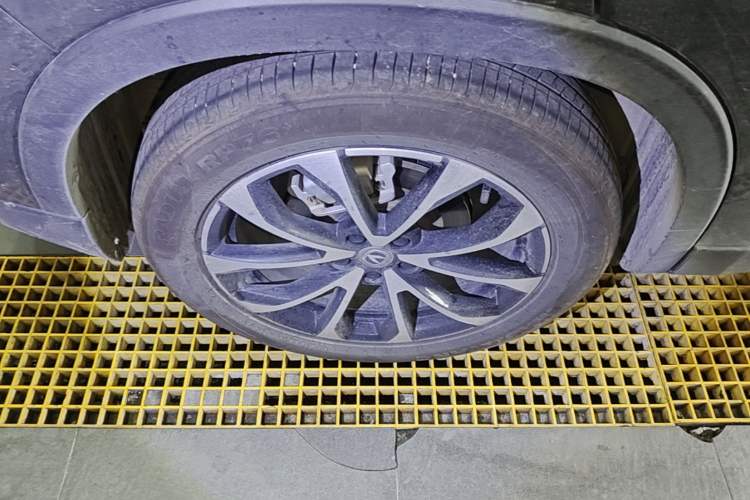 Used CHANGAN X7 PLUS 2024 1.5T Automatic Prestige 7-Seater Right Rear Wheel Hub
