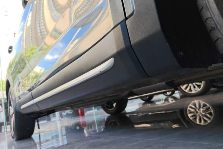 Used CHANGAN X7 PLUS 2024 1.5T Automatic Smart Enjoyment 5-Seater Right Side Sill