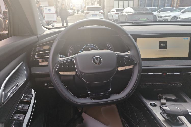Used CHANGAN X7 PLUS 2024 1.5T Automatic Prestige 7-Seater Steering Wheel