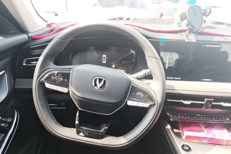 Used CHANGAN X7 PLUS 2024 1.5T Automatic Prestige 7-Seater Steering Wheel
