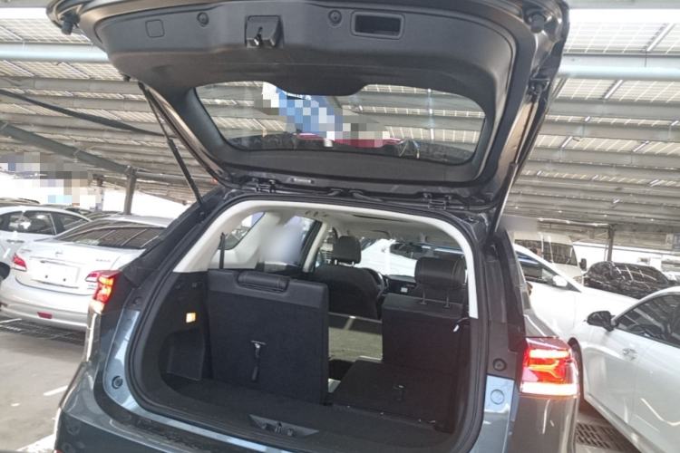Used CHANGAN X7 PLUS 2024 1.5T Automatic Prestige 7-Seater Trunk