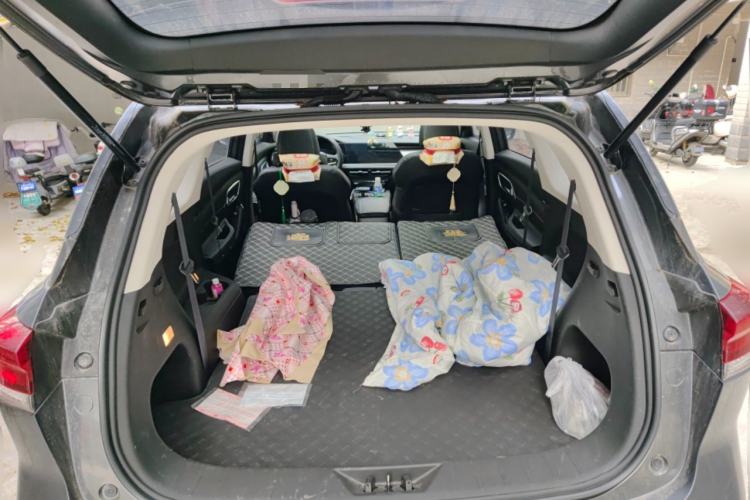 Used CHANGAN X7 PLUS 2024 1.5T Automatic Prestige 7-Seater Trunk