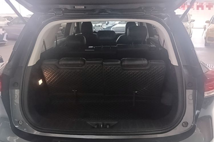 Used CHANGAN X7 PLUS 2024 1.5T Automatic Prestige 7-Seater Trunk