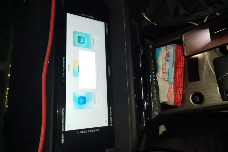 Used CHANGAN X7 PLUS 2024 1.5T Automatic Prestige 7-Seater Audio And AC Panel