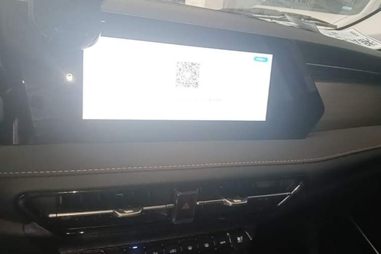Used CHANGAN X7 PLUS 2024 1.5T Automatic Prestige 7-Seater Audio And AC Panel