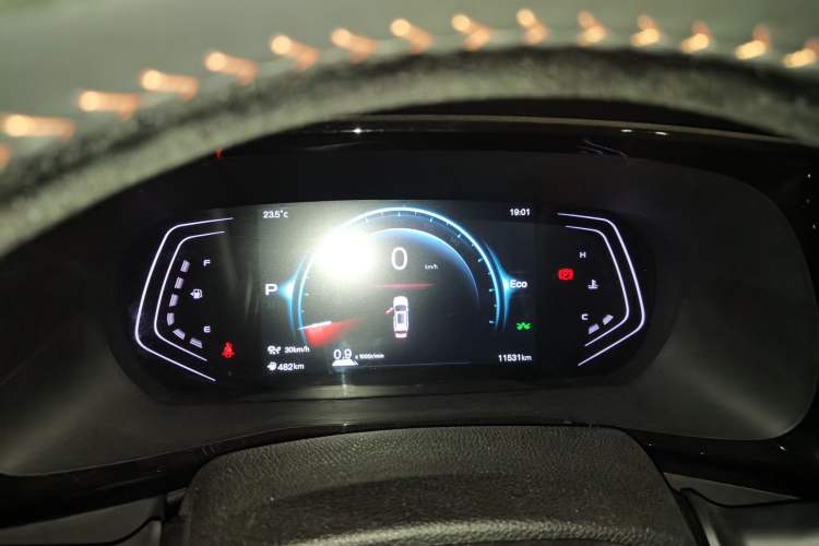Used CHANGAN X7 PLUS 2024 1.5T Automatic Prestige 7-Seater Instrument Cluster