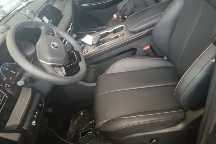 Used CHANGAN X7 PLUS 2024 1.5T Automatic Prestige 7-Seater Left Front Seat
