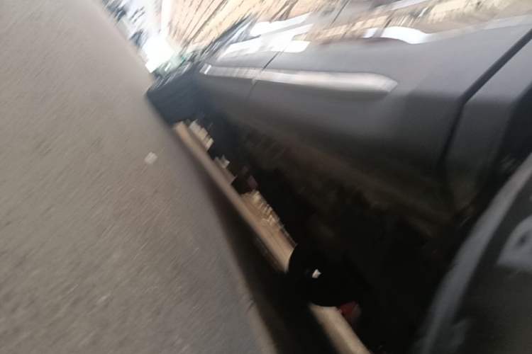 Used CHANGAN X7 PLUS 2024 1.5T Automatic Prestige 7-Seater Left Side Sill