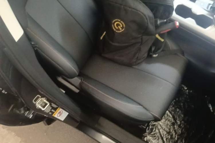 Used CHANGAN X7 PLUS 2024 1.5T Automatic Prestige 7-Seater Right Front Seat