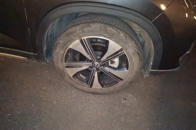 Used CHANGAN X7 PLUS 2024 1.5T Automatic Prestige 7-Seater Right Front Wheel Hub