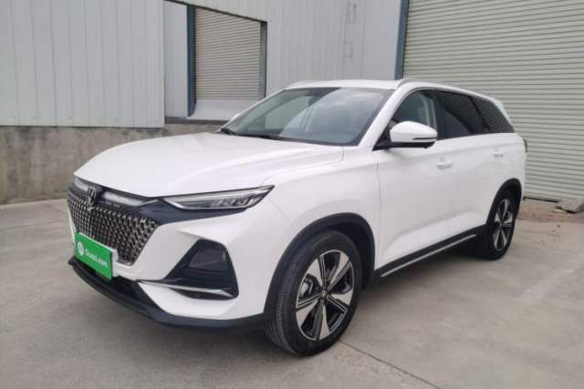 Used CHANGAN X7 PLUS 2024 1.5T Automatic Luxury 7-Seater