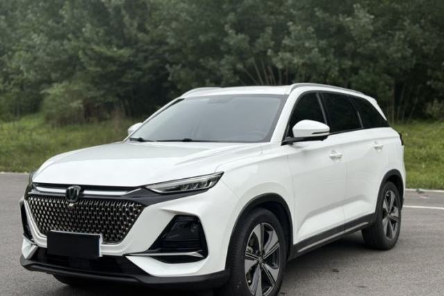 Used CHANGAN X7 PLUS 2024 1.5T Automatic Luxury Edition 5 Seats